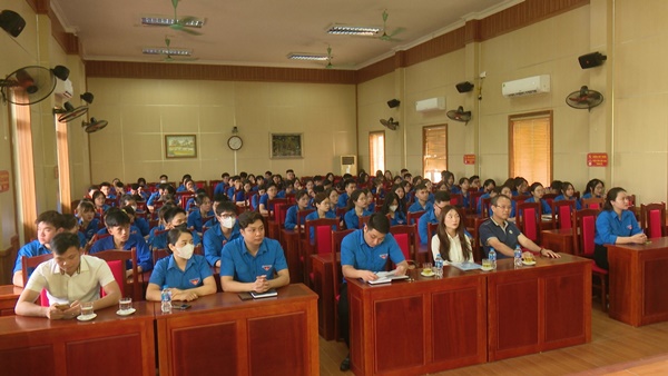 Đại biểu dự khai mạc tập huấn
