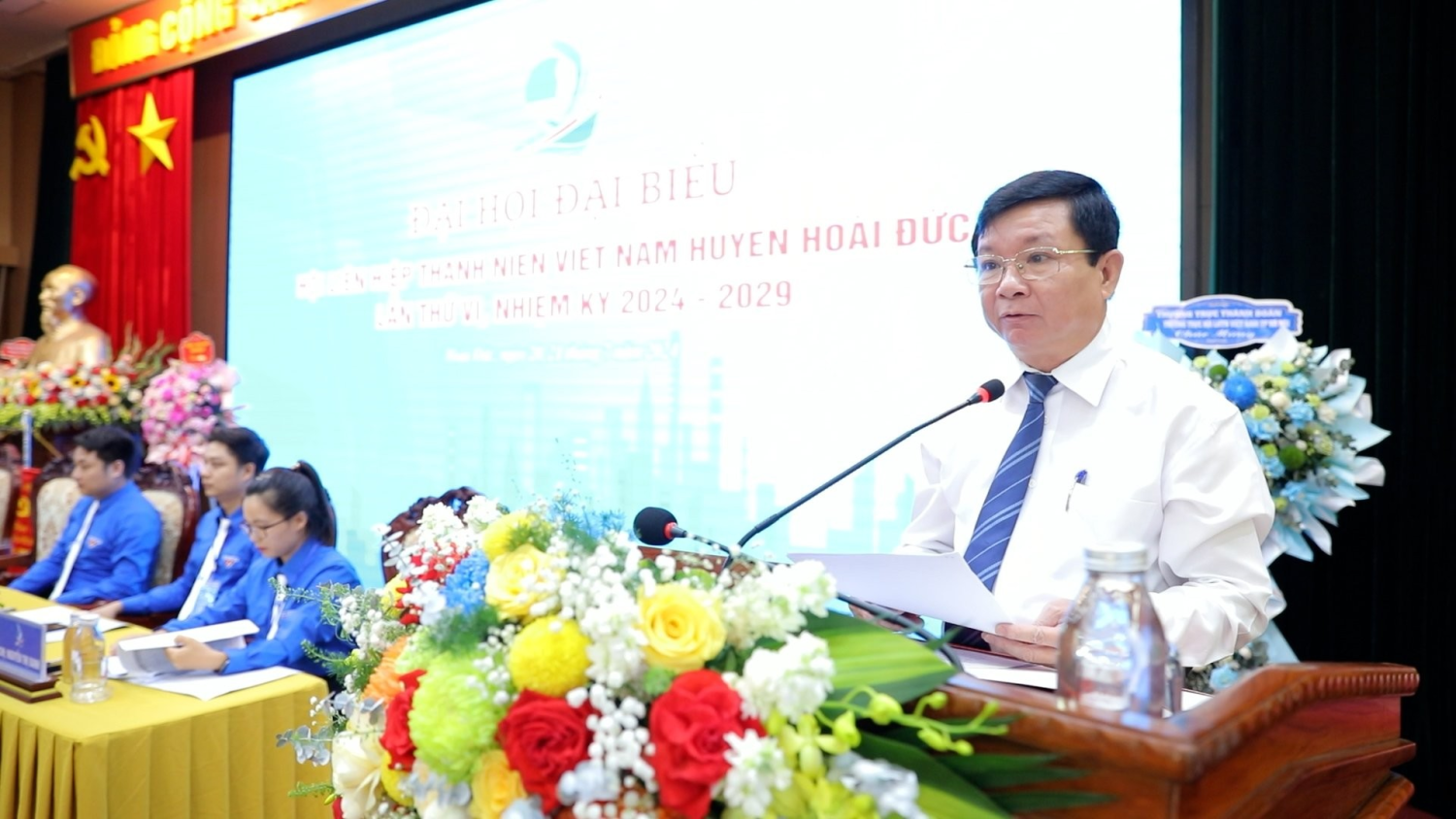 Phó Bí thư Thường trực Huyện ủy, Chủ tịch HĐND huyện Hoài Đức Trần Văn Nghĩa.